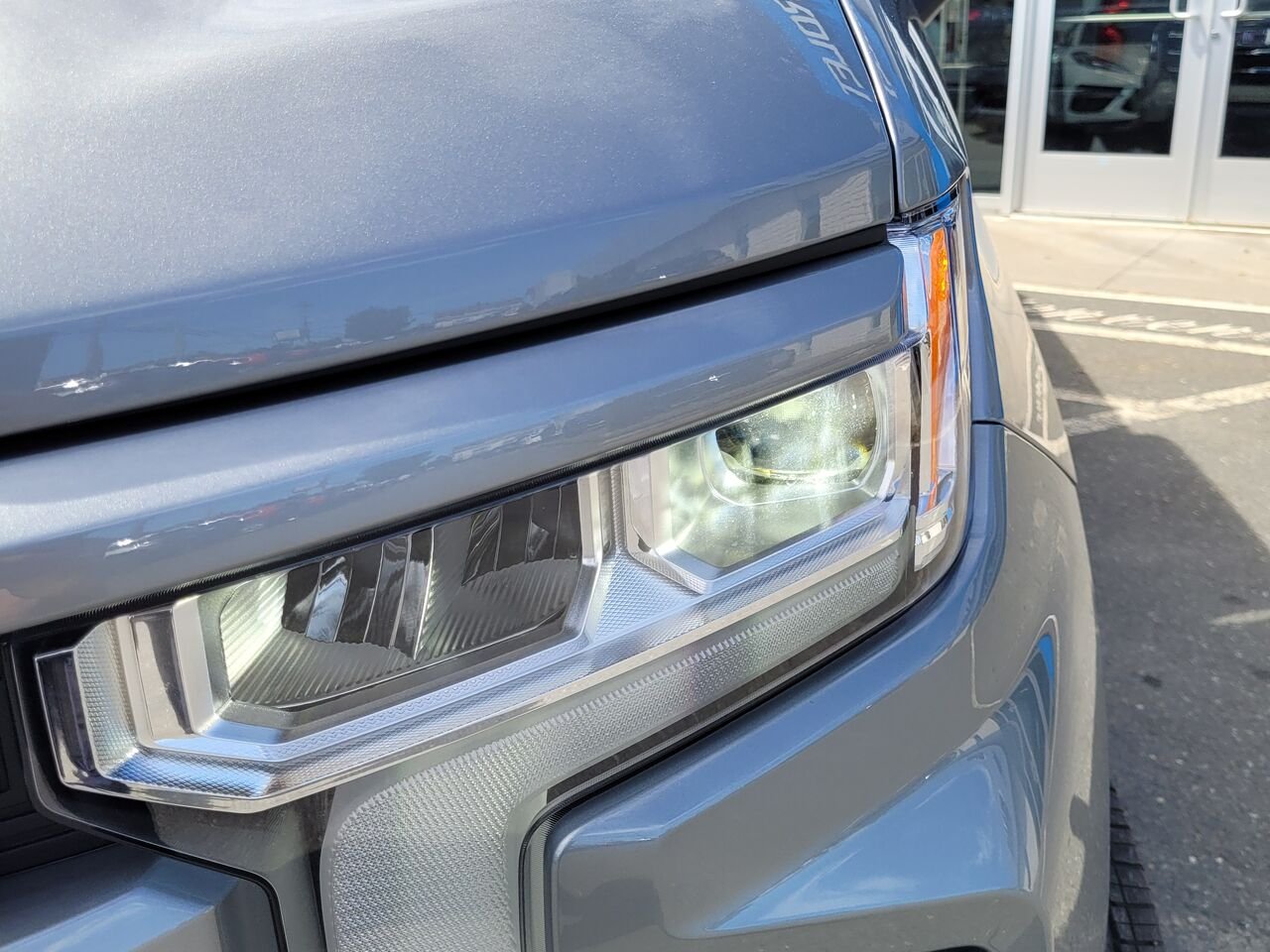 Chevrolet Silverado 1500 RST cabine multiplace 4RM 157 po 2026 GRIS STERLING METALLISE Thetford Mines - photo #5