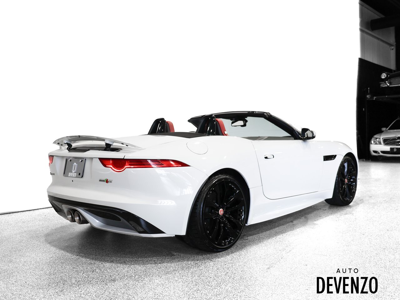 2016 Jaguar F-TYPE White Saint-Eustache - photo #3