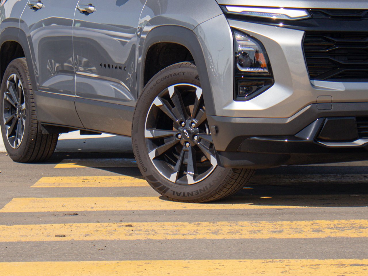 2026 Chevrolet Equinox AWD 4dr RS Grey Sherwood Park - photo #5