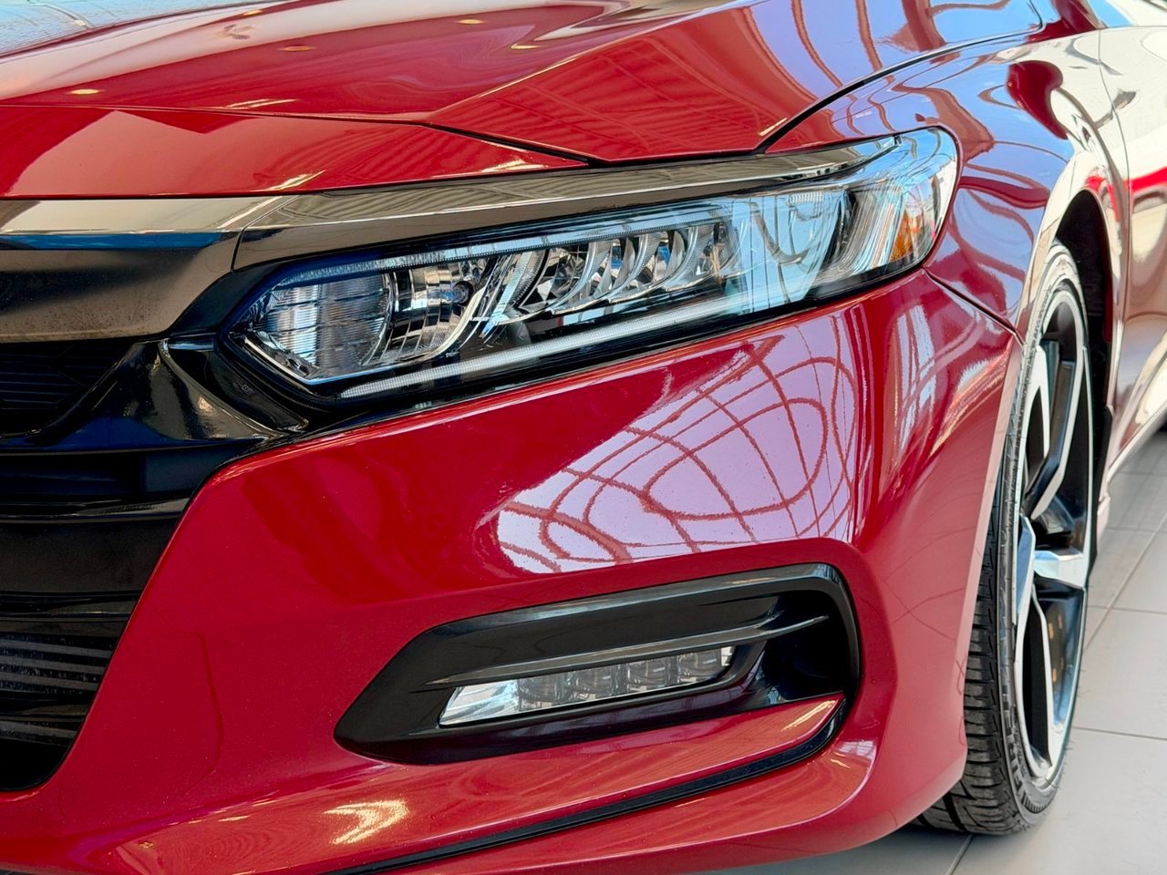 Honda Accord Sedan 2019 Rouge Notre-Dame-des-Prairies - photo #3
