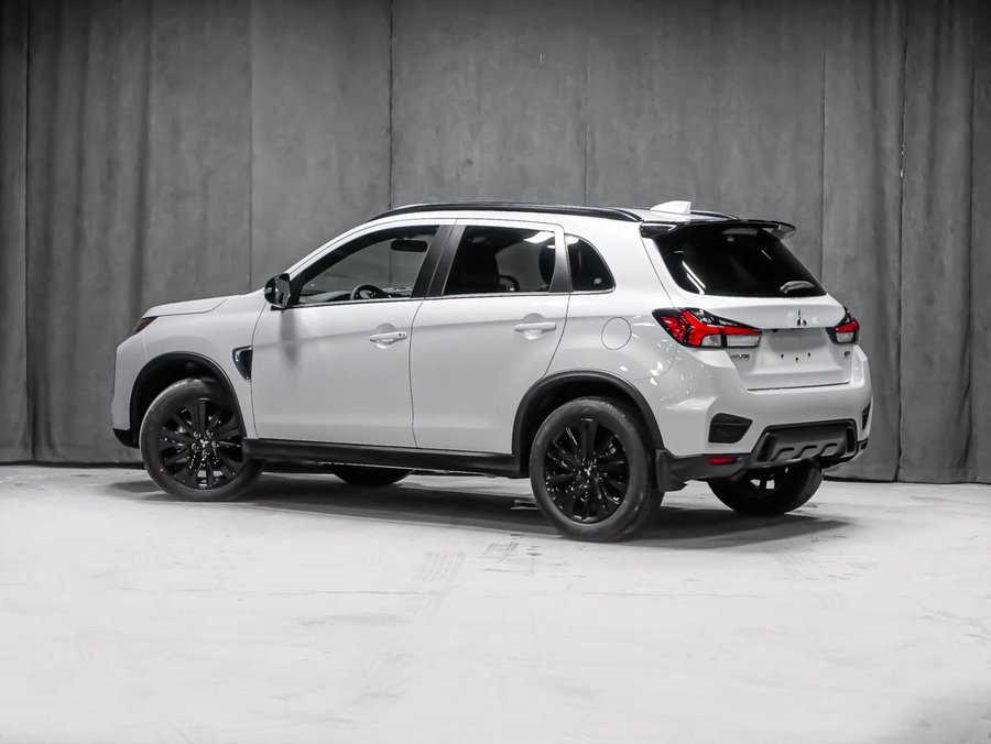 2026 Mitsubishi RVR NOIR White Diamond