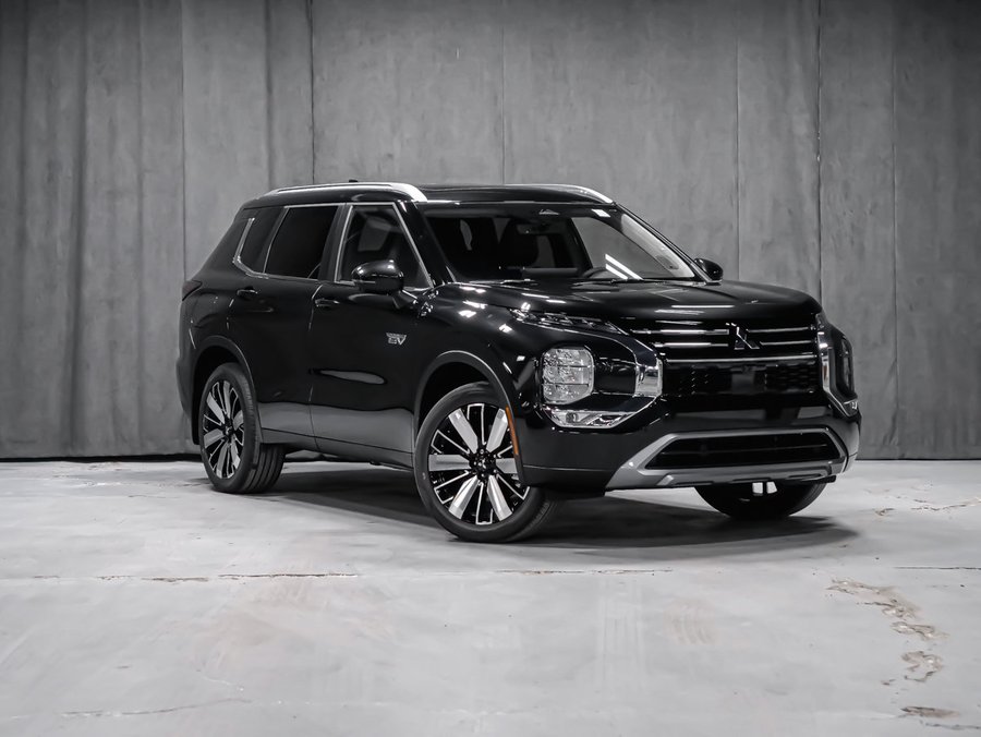 2026 Mitsubishi Outlander Plug-In Hybrid SEL Black Diamond Premium Finish