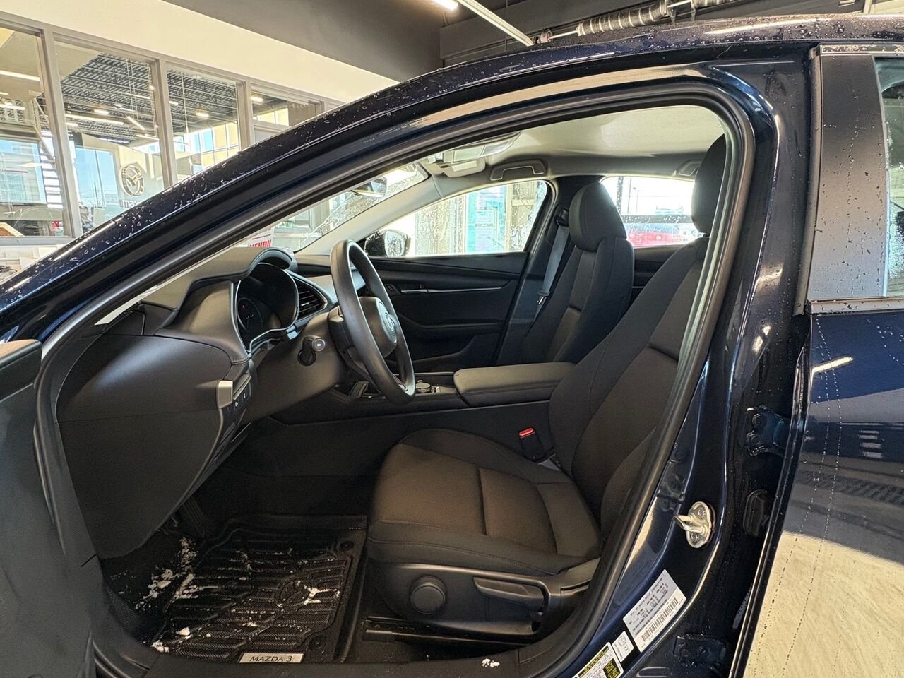 MAZDA Mazda3 GX 2026 Bleu cristal foncé mica Châteauguay - photo #10