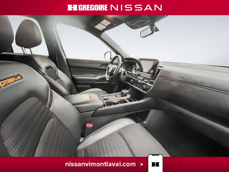 Nissan Pathfinder 2025 Blanc Laval - photo #11