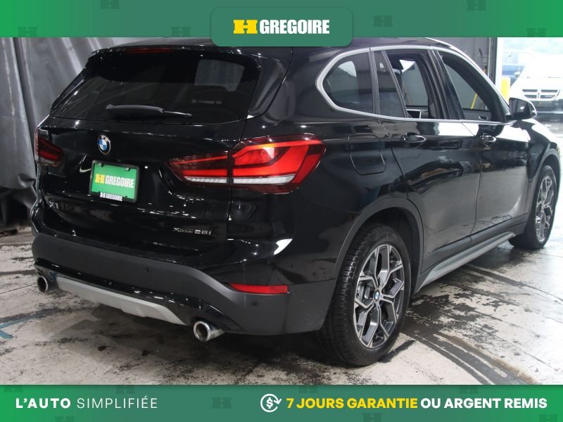 BMW X1 821757 | xDrive28i AWD AUTO A/C MAGS CUIR NAV CAM RECUL BLU 2022 Noir Laval - photo #7