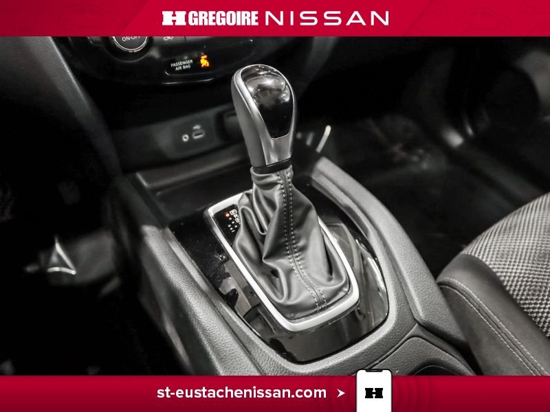 2019 Nissan Qashqai Red Saint-Eustache - photo #26