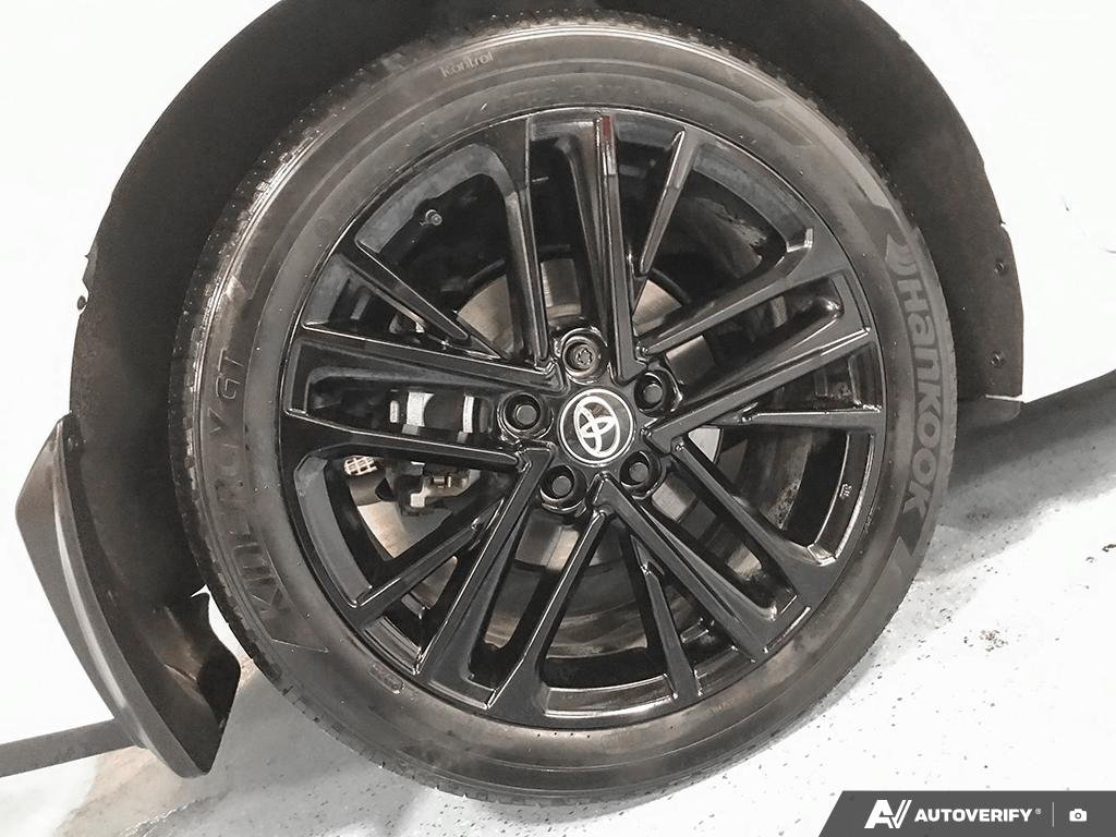 2025 Toyota Camry S2501988 | SE Upgrade White Edmonton - photo #5