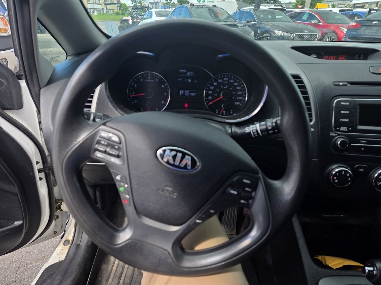 Kia 5 portes Forte 2015 Blanc Longueuil, - photo #10