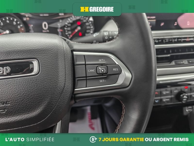 Jeep Compass S12857 | Limited 2022 Noir Laval - photo #16