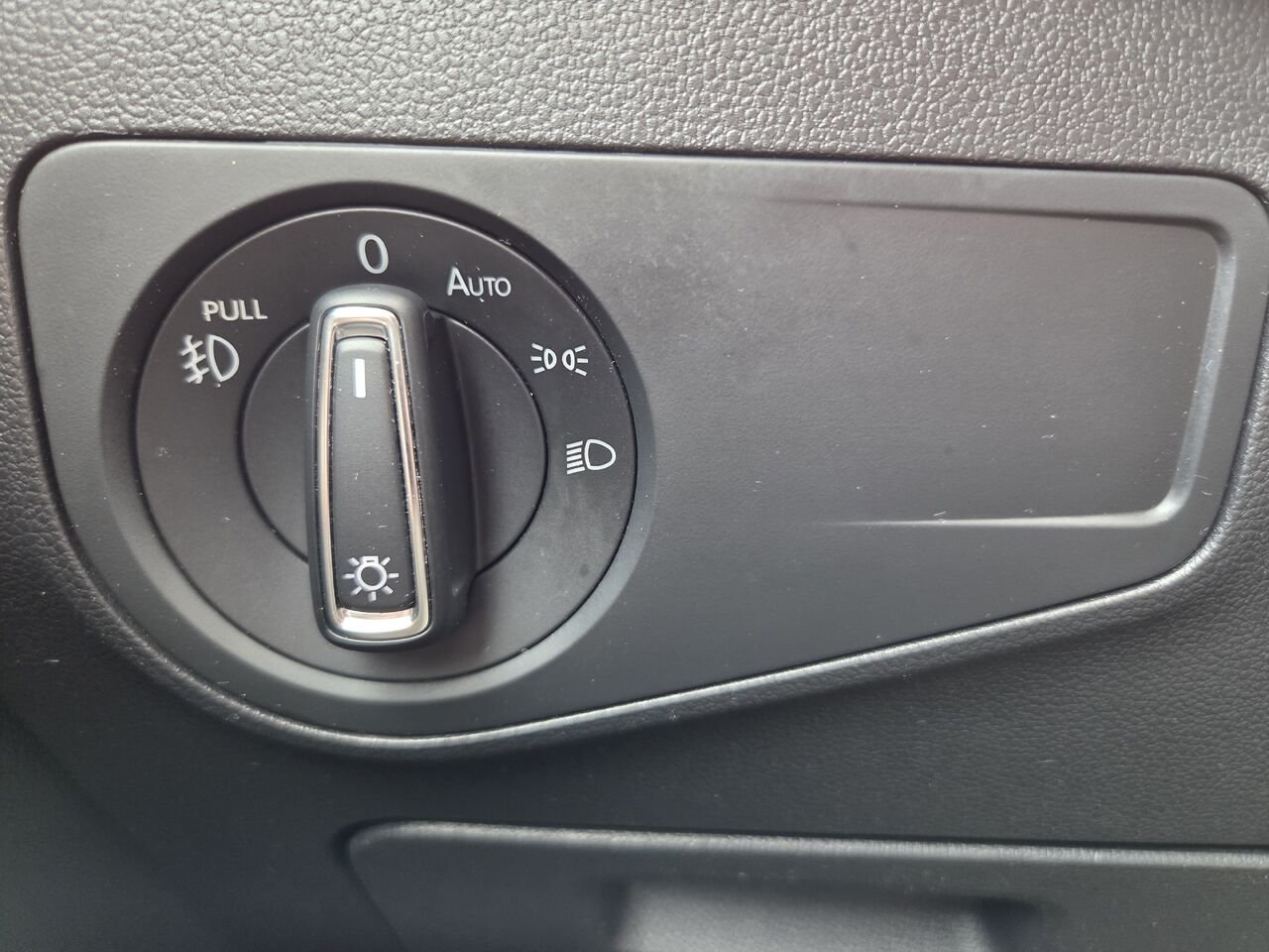2019 VOLKSWAGEN TIGUAN Black Amos - photo #18