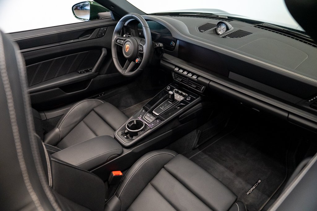 2026 Porsche 911 Targa 4 GTS Green Kirkland - photo #9