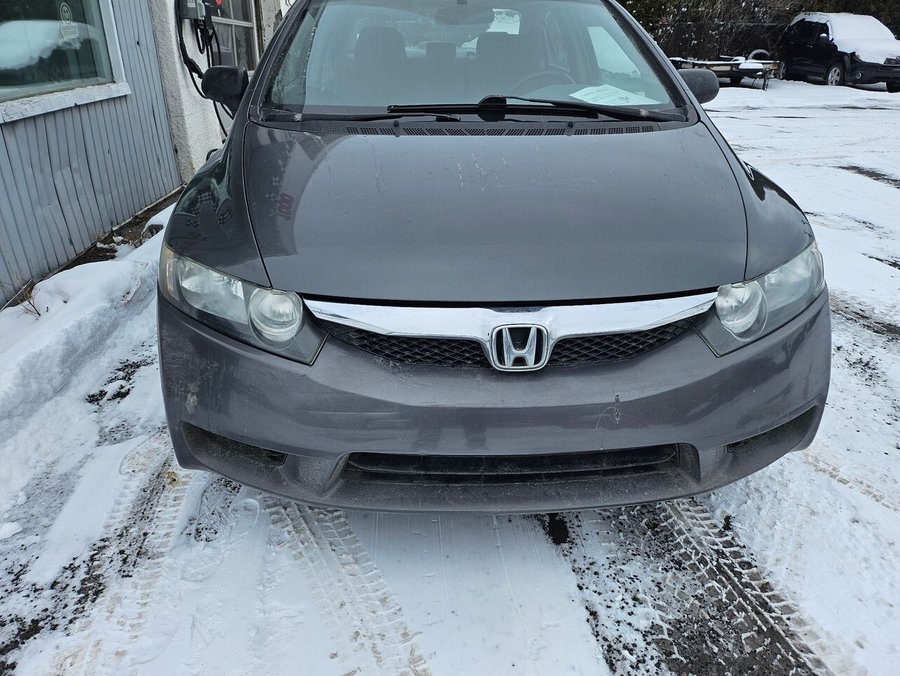 2010 Honda Berline Civic 4 portes, boîte manuelle, DX Grey