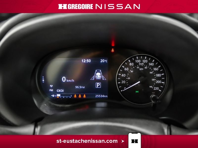 2024 Nissan Kicks White Laval - photo #16