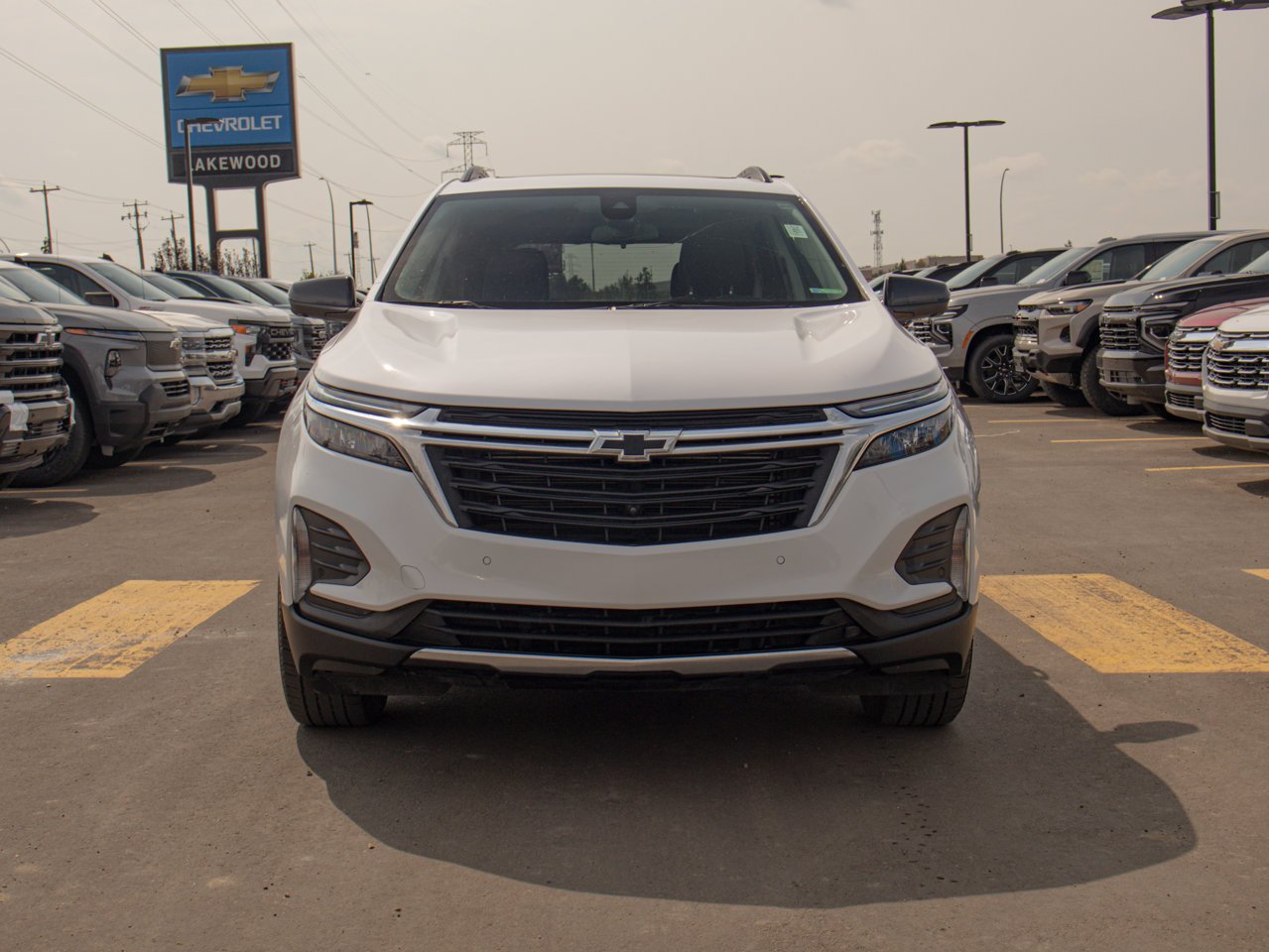 2022 Chevrolet Equinox AWD 4dr LT w/1LT White Sherwood Park - photo #2