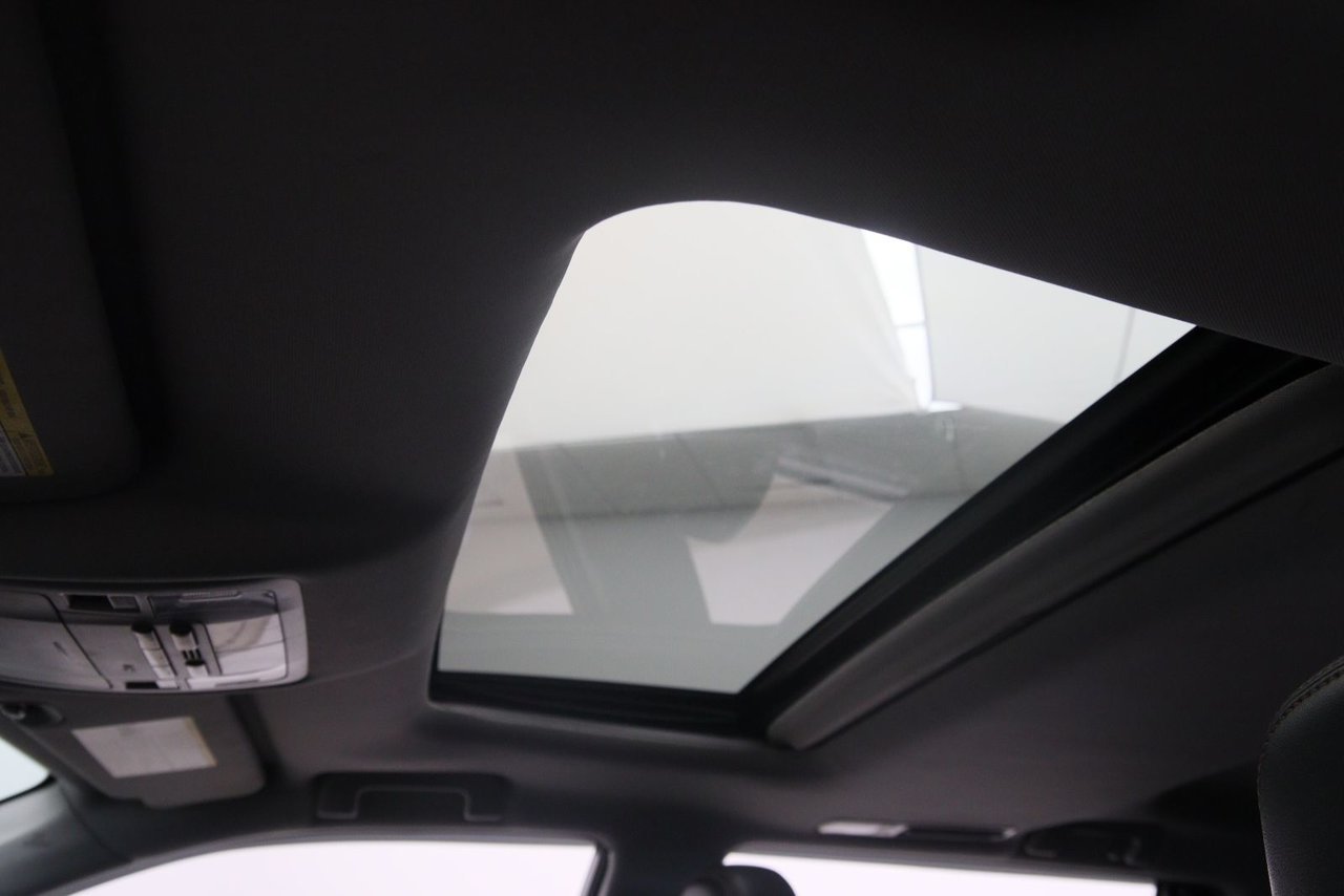 2017 Toyota Highlander XLE Black Baie-Comeau - photo #7