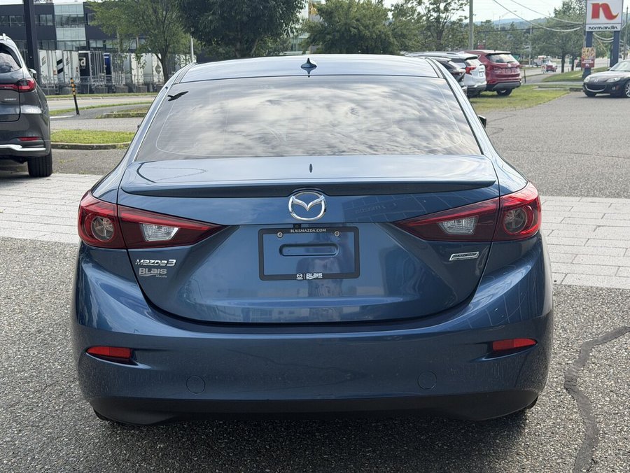 2017 Mazda Mazda3 2017 Blue
