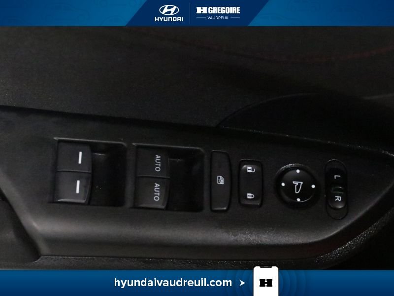 2019 Honda Civic Red Laval - photo #16