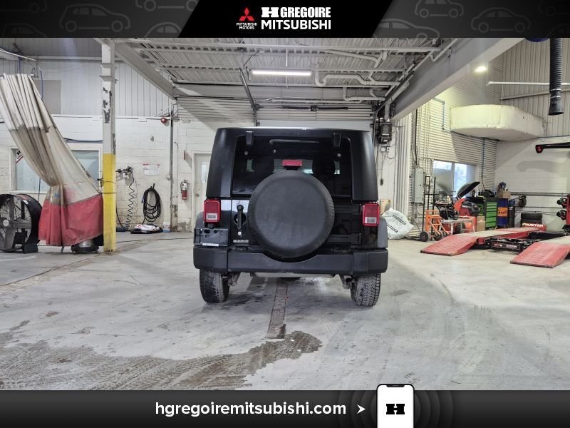 Jeep Wrangler 2011 Noir Blainville - photo #7