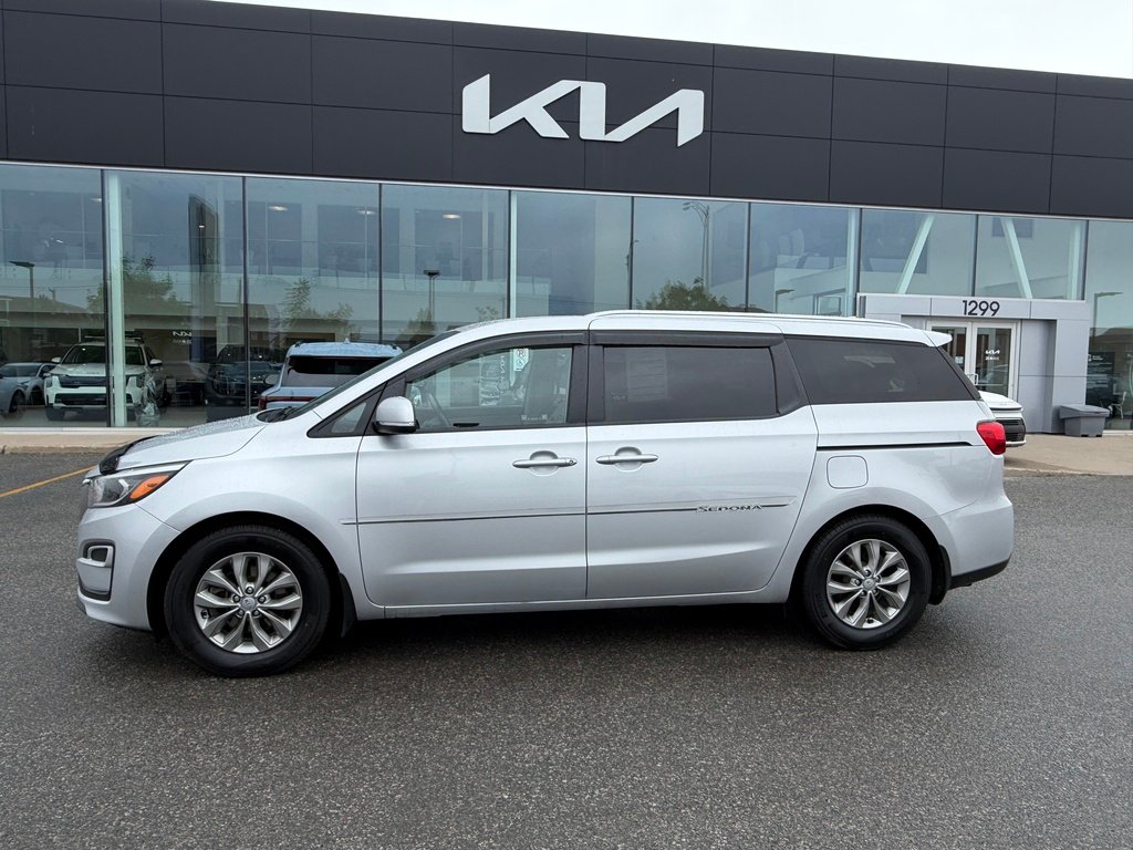 2020 Kia Sedona Grey Gatineau - photo #2