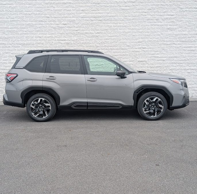 2026 SUBARU Forester LIMITED River Rock Pearl