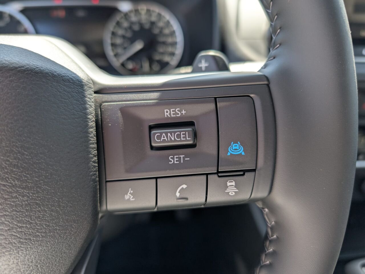 2026 Nissan Rogue ROGUE SV TOIT OUVRANT Deep Ocean Blue Châteauguay - photo #20