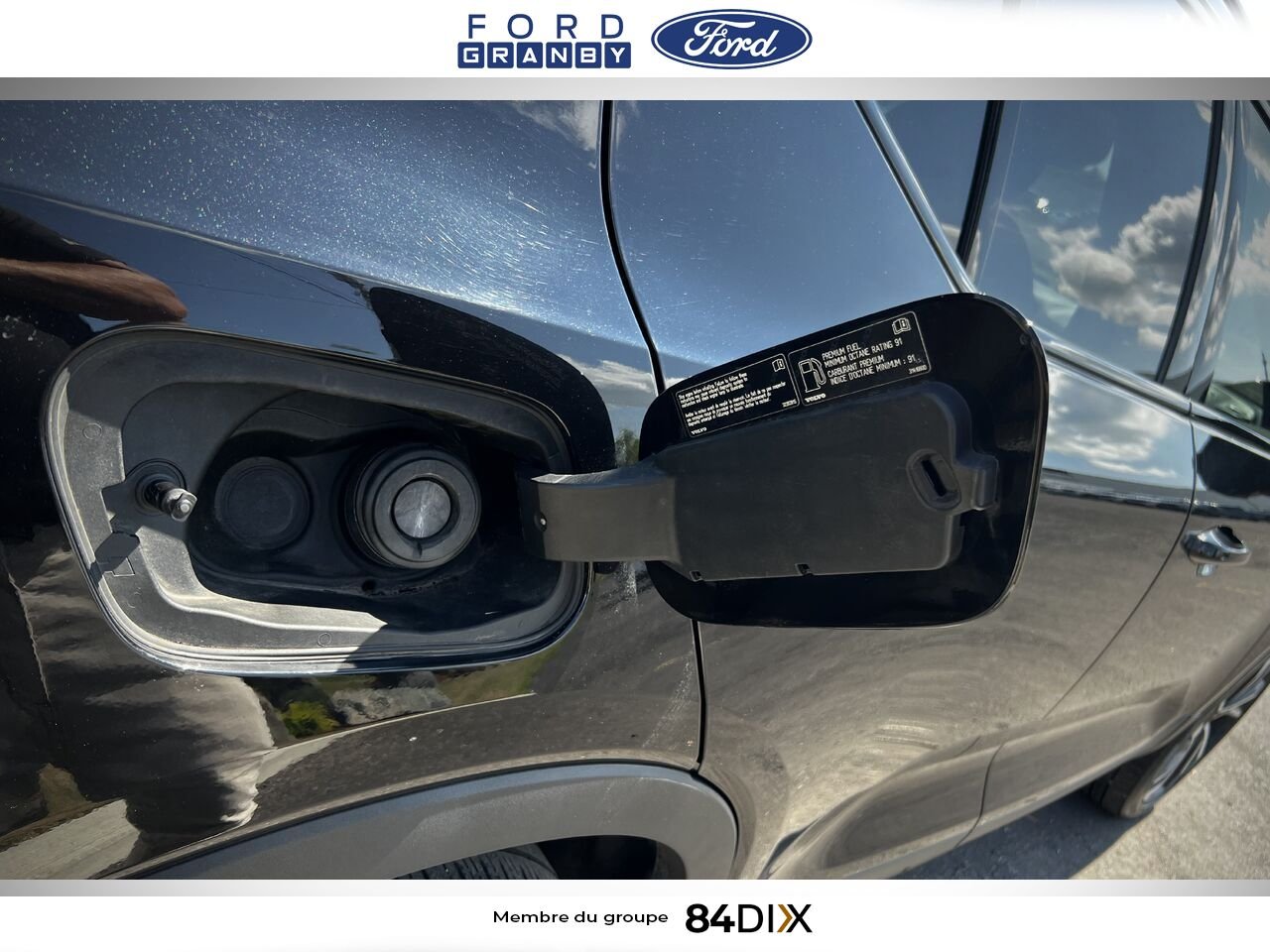 2021 Volvo XC40 Black Granby - photo #33