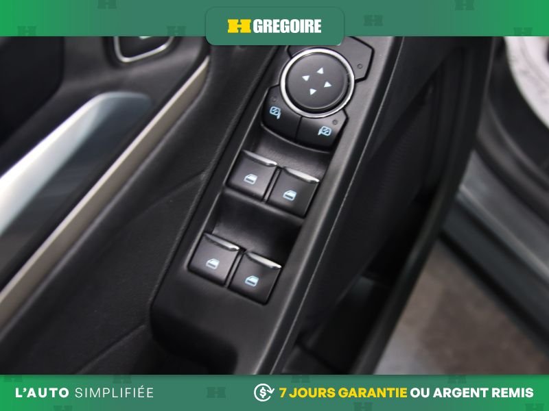 2022 Ford Escape Grey Laval - photo #18