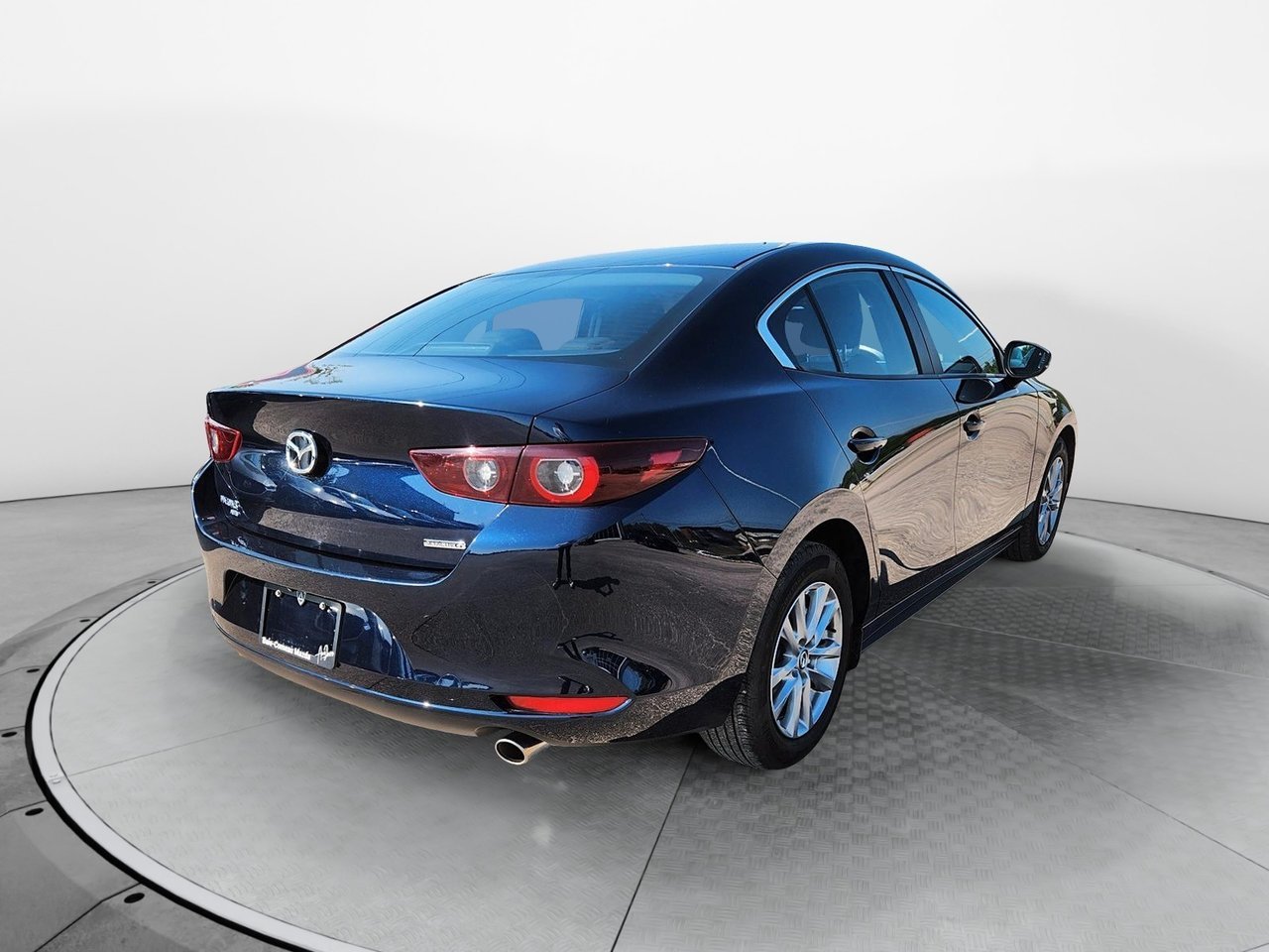 2023 Mazda Mazda3 VIN 3MZBPBCM5PM354020 Blue Baie-Comeau - photo #5