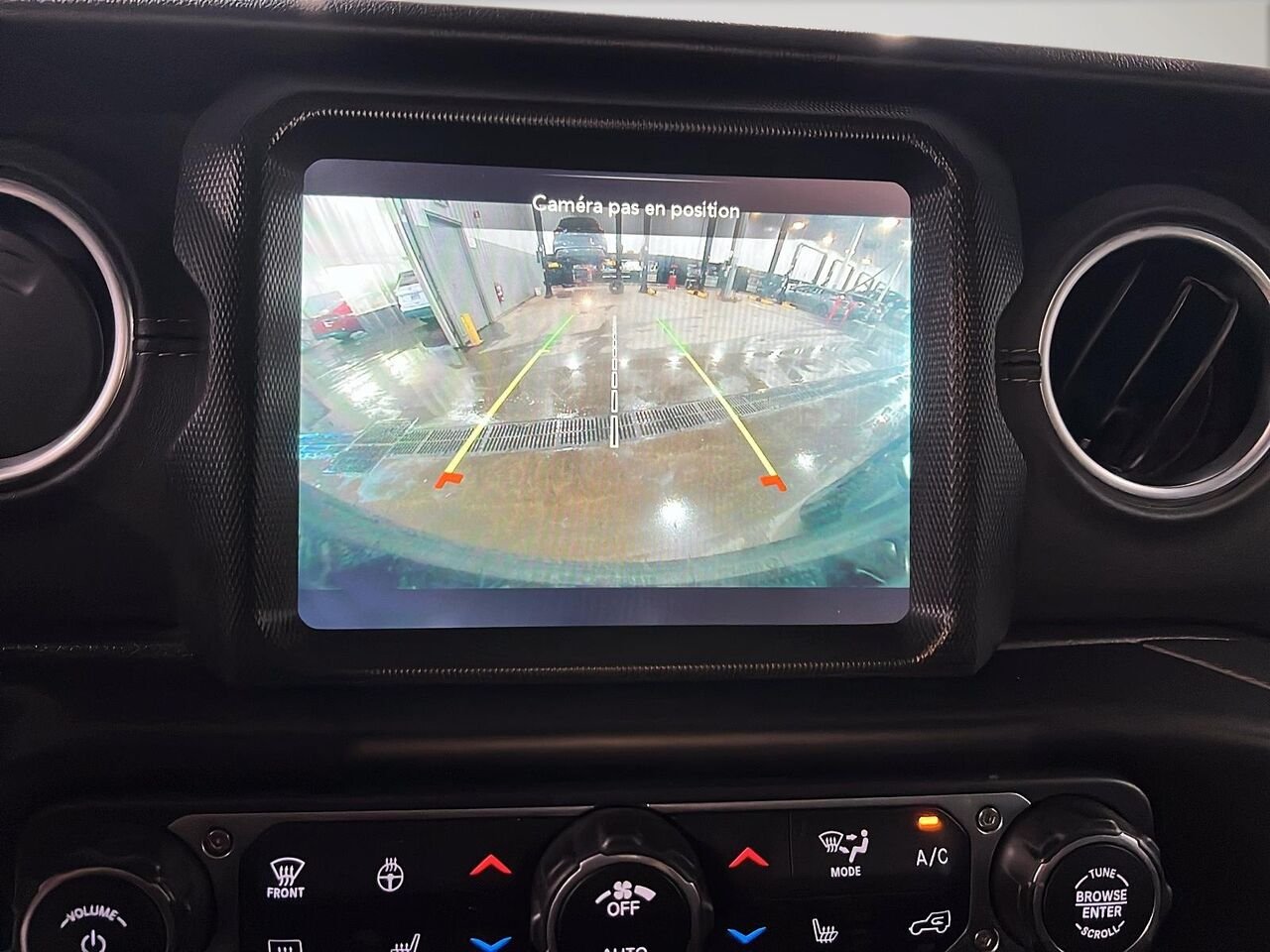 Jeep WRANGLER 4XE UNLIMITED COLD WEATHER GROUP 2022 Blanc Québec - photo #17