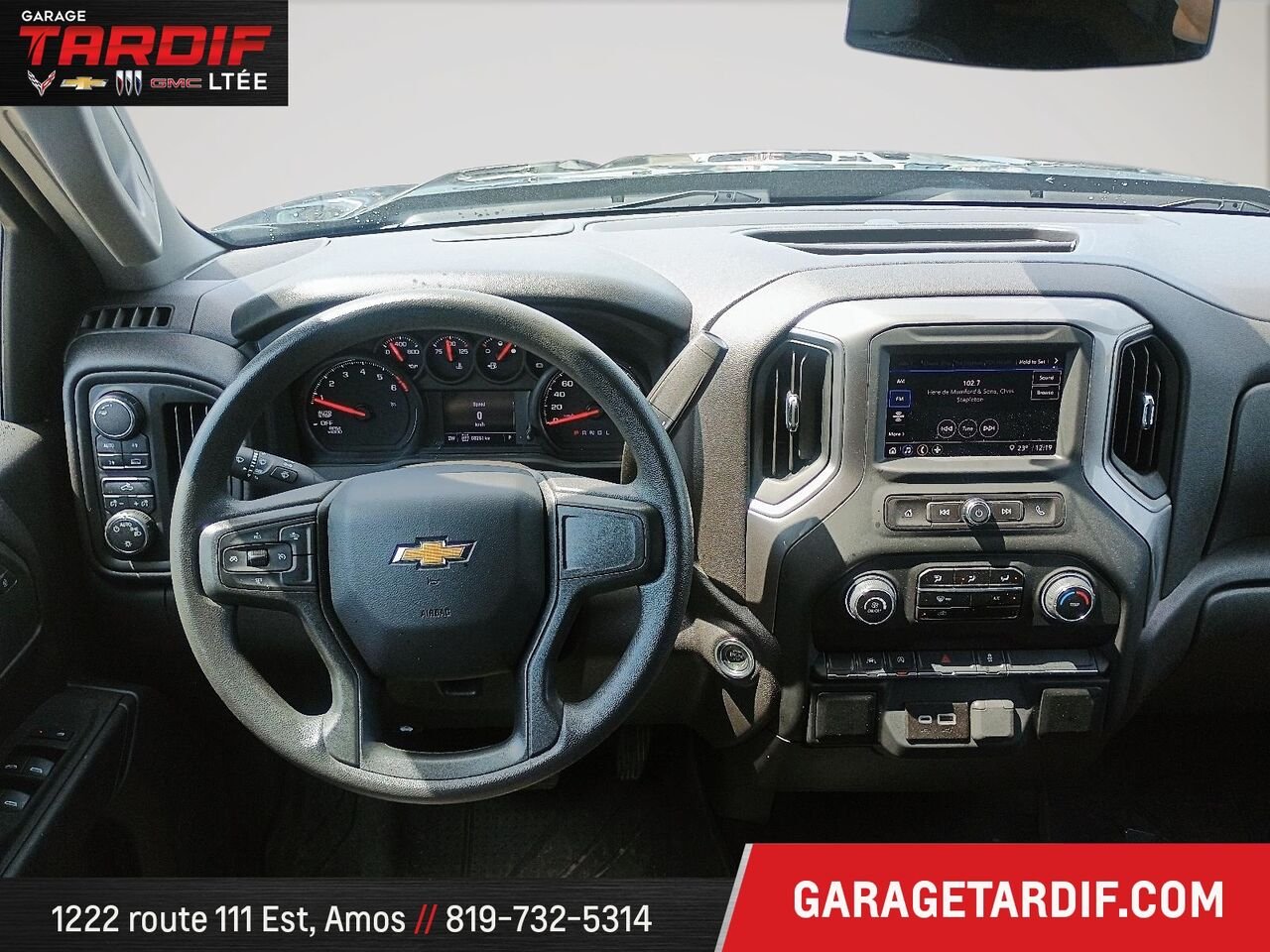 CHEVROLET 1500 4RM, CAISSE COURTE, CAB. MULTIPLAC 2024 Noir Amos - photo #12
