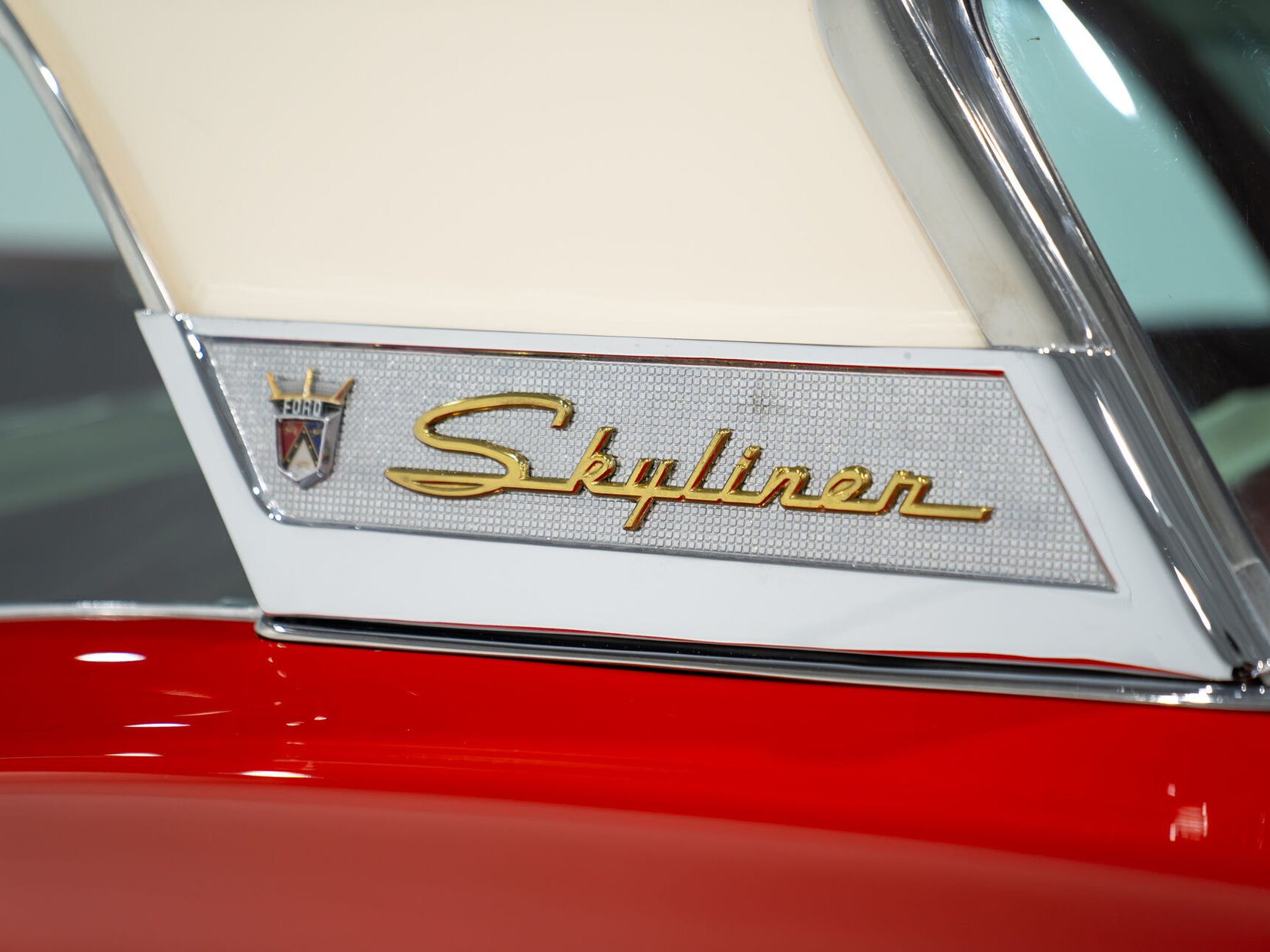 Ford Fairlane 500 Skyliner Interceptor de police 352 CID Entièrement restaurée **PRIX EN USD** 1958 Montréal - photo #38