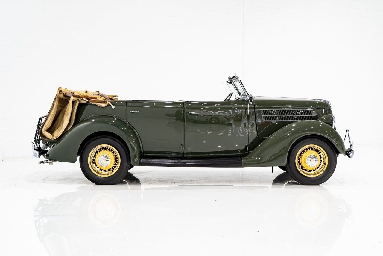 1936 Ford Model 48 Phaeton PRIX EN USD | Beautifully presented in original condition Green Montreal - photo #34