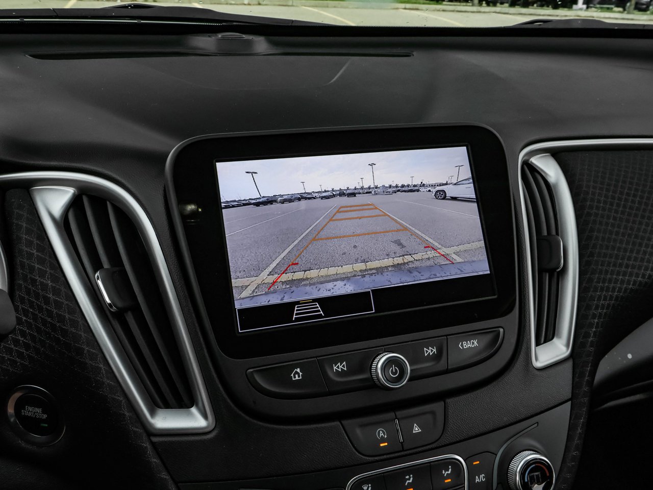 2024 Chevrolet Malibu 4dr Sdn 1LT Black Sherwood Park - photo #27