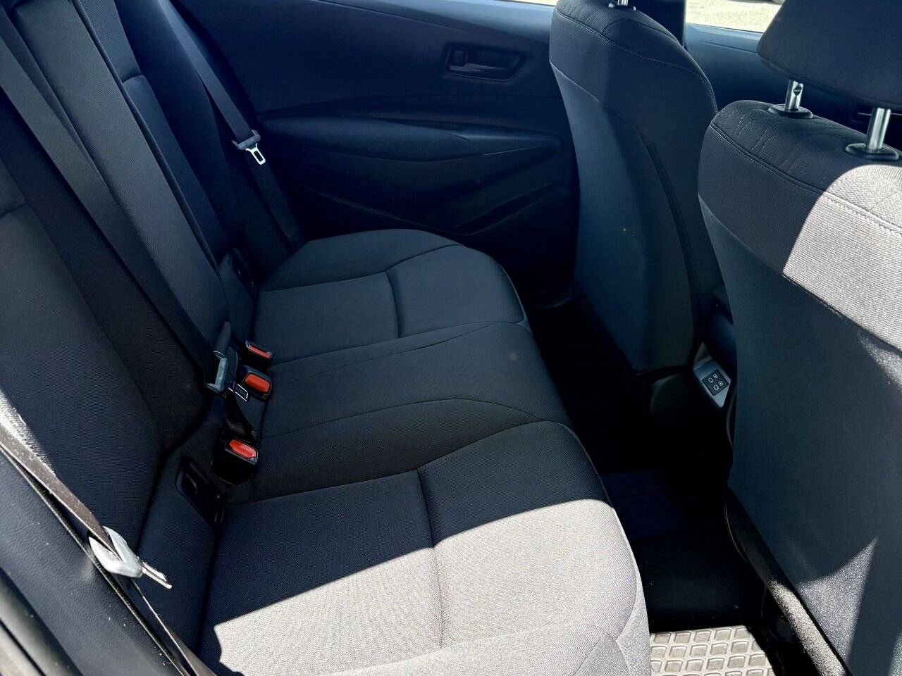 2024 Toyota COROLLA Blue Amos - photo #12