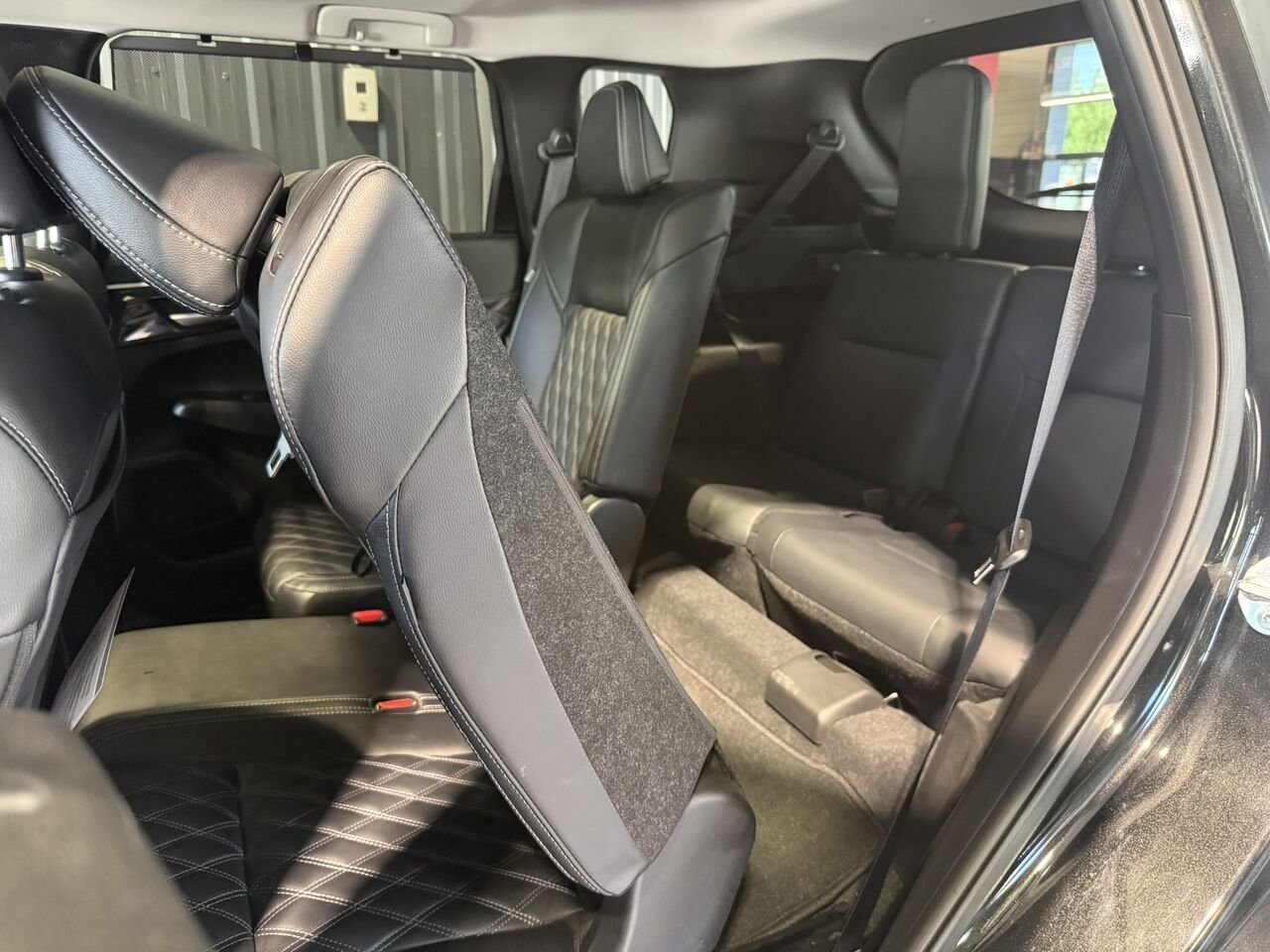 Mitsubishi Outlander GT S-AWC 2024 Noir Rouyn-Noranda - photo #10