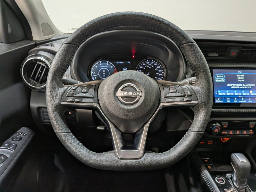 Nissan Kicks SV FWD 2024 Blanc Val-David - photo #13