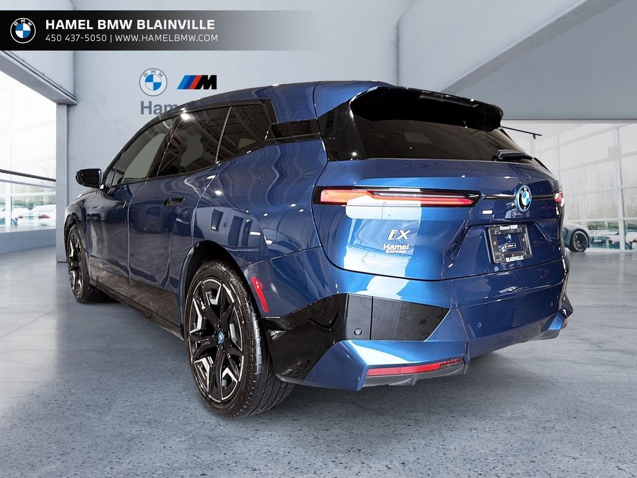 BMW iX xDrive40 véhicule d'activités sportives 2024 Bleu Blainville - photo #3