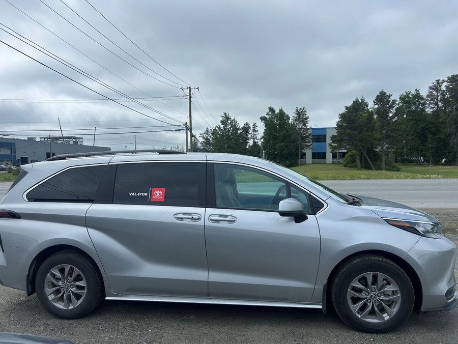 2025 Toyota Sienna 2025 Silver