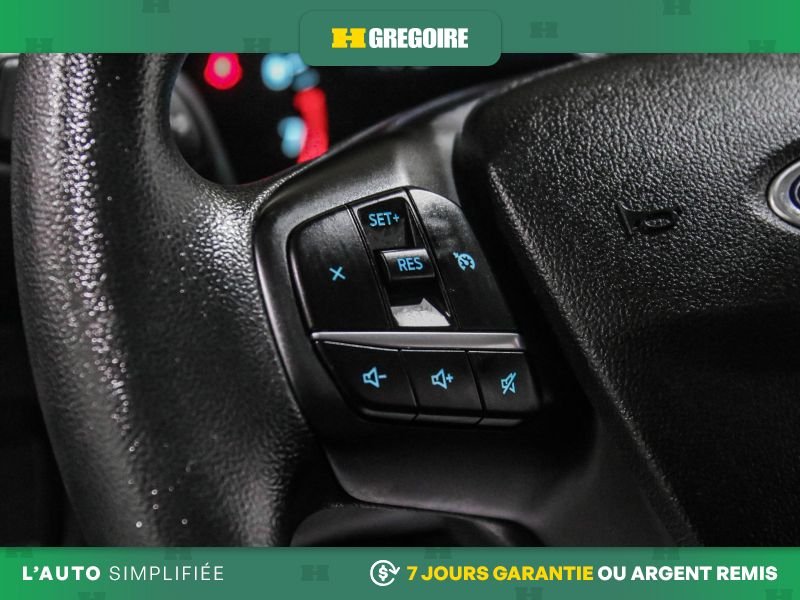 2021 Ford Escape Black Saint-Eustache - photo #17