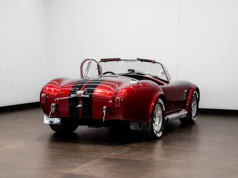 2022 Cobra MK3 2022 Red