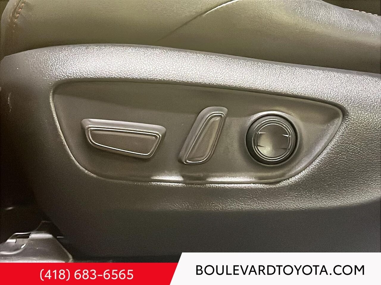 Toyota RAV4 PRIME 99835A-49 | XSE, HYBRIDE BRANCHABLE, AWD 2023 Blanc Québec - photo #9