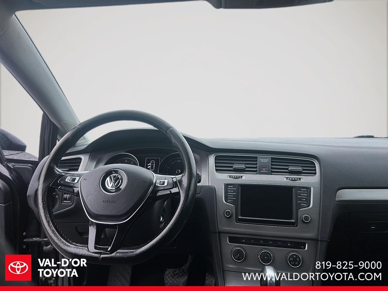 Volkswagen Golf 1.8 TSI Highline à hayon 5 portes BA 2016 Noir Val-d'Or - photo #9