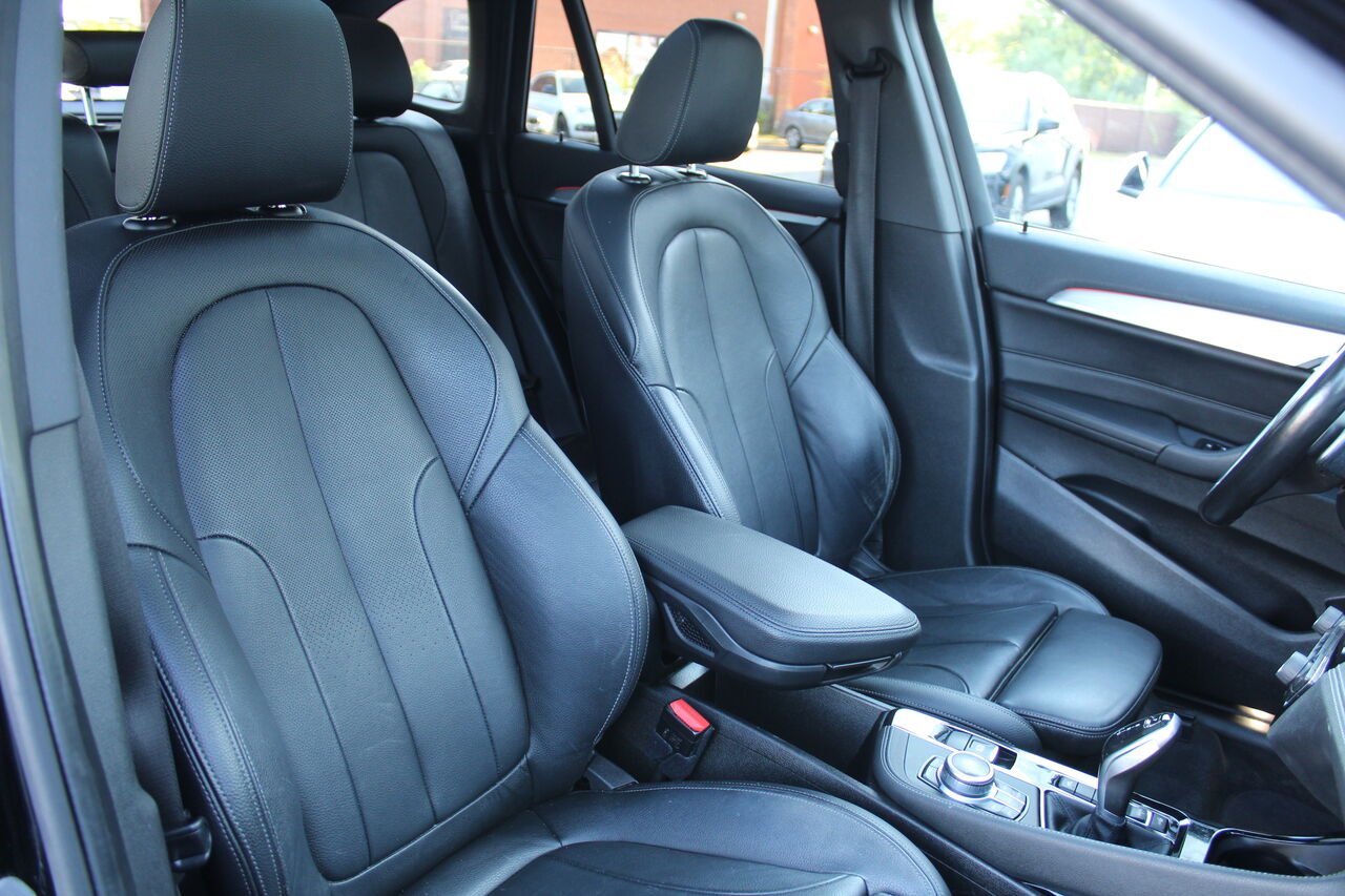 BMW X1 VIN: WBXJG9C02M5T13773 2021 Noir Sainte-Rose - photo #8