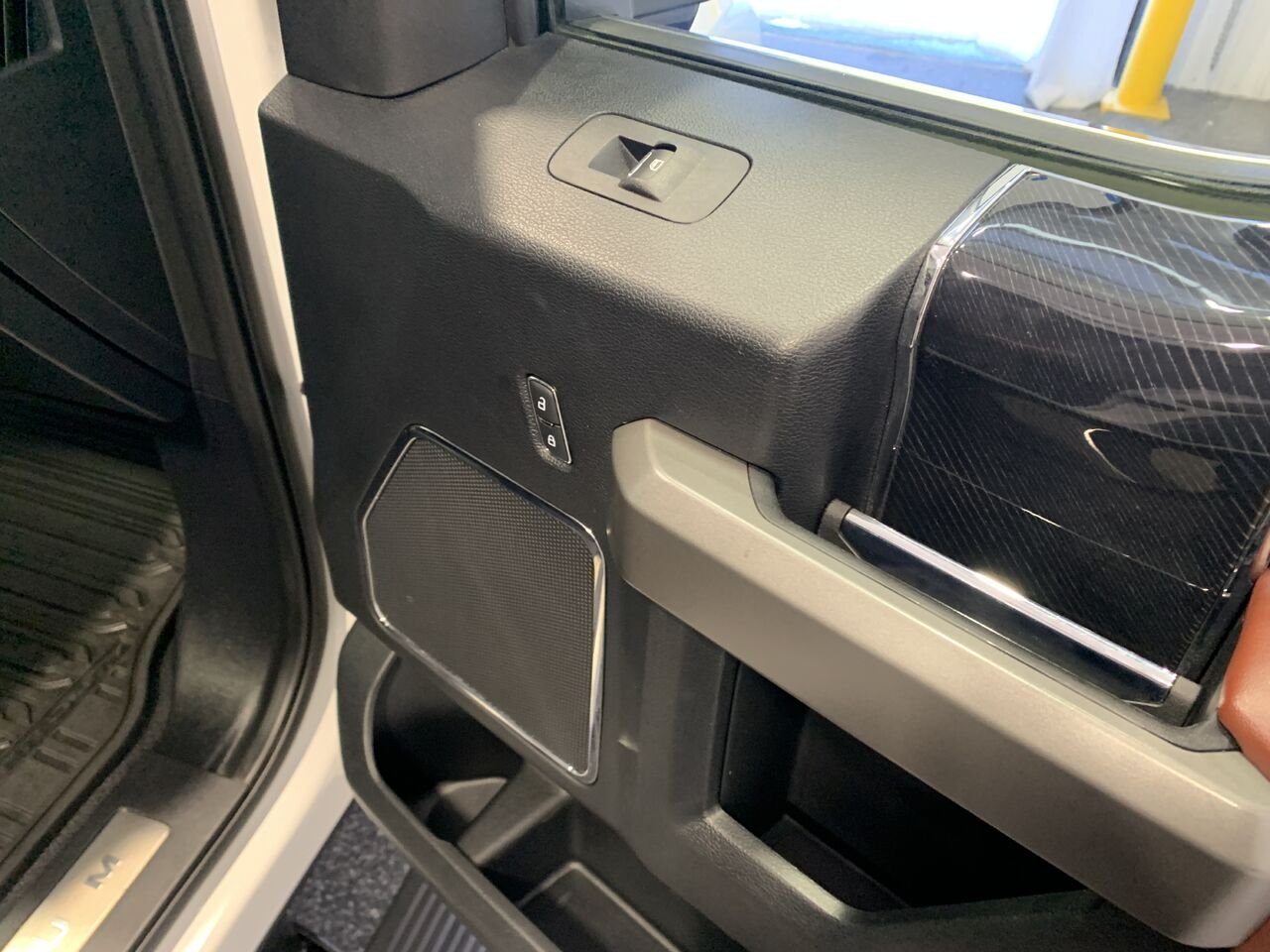 2021 Ford Super Duty F-250 PLATINUM SRW White Châteauguay - photo #23