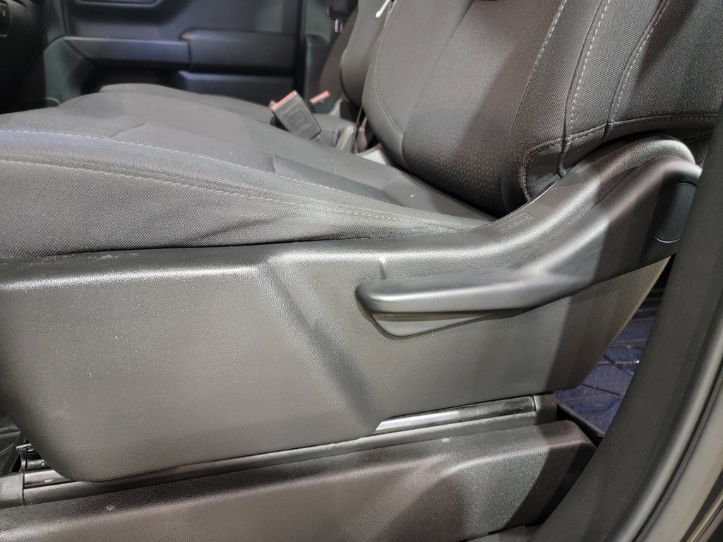 2022 Chevrolet Silverado 1500 LTD 4WD Crew Cab 157" Custom Trail Boss Black Val-David - photo #10