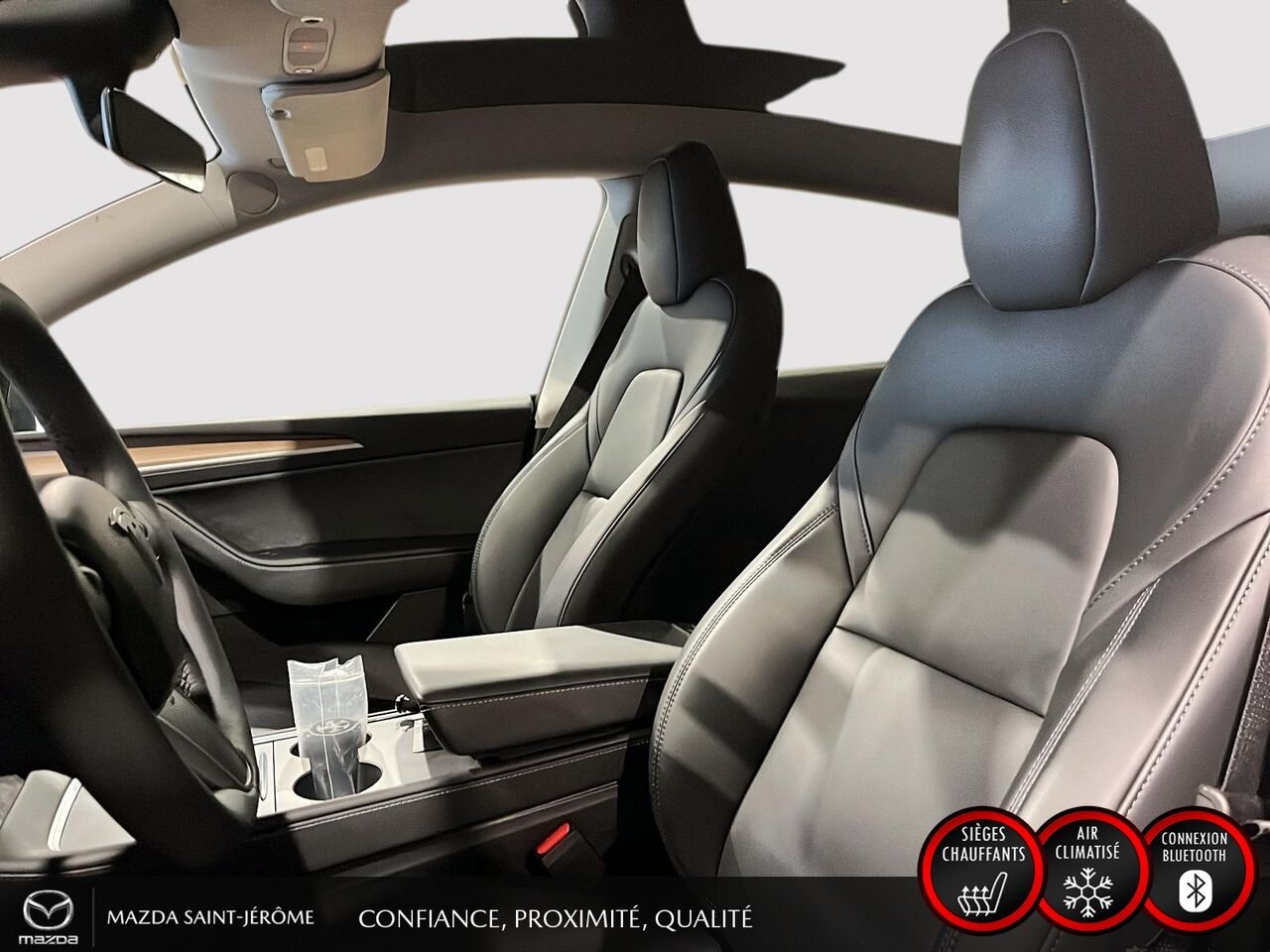 2023 Tesla Model Y MOON ROOF | LEATHER | Black Saint-Jérôme - photo #16