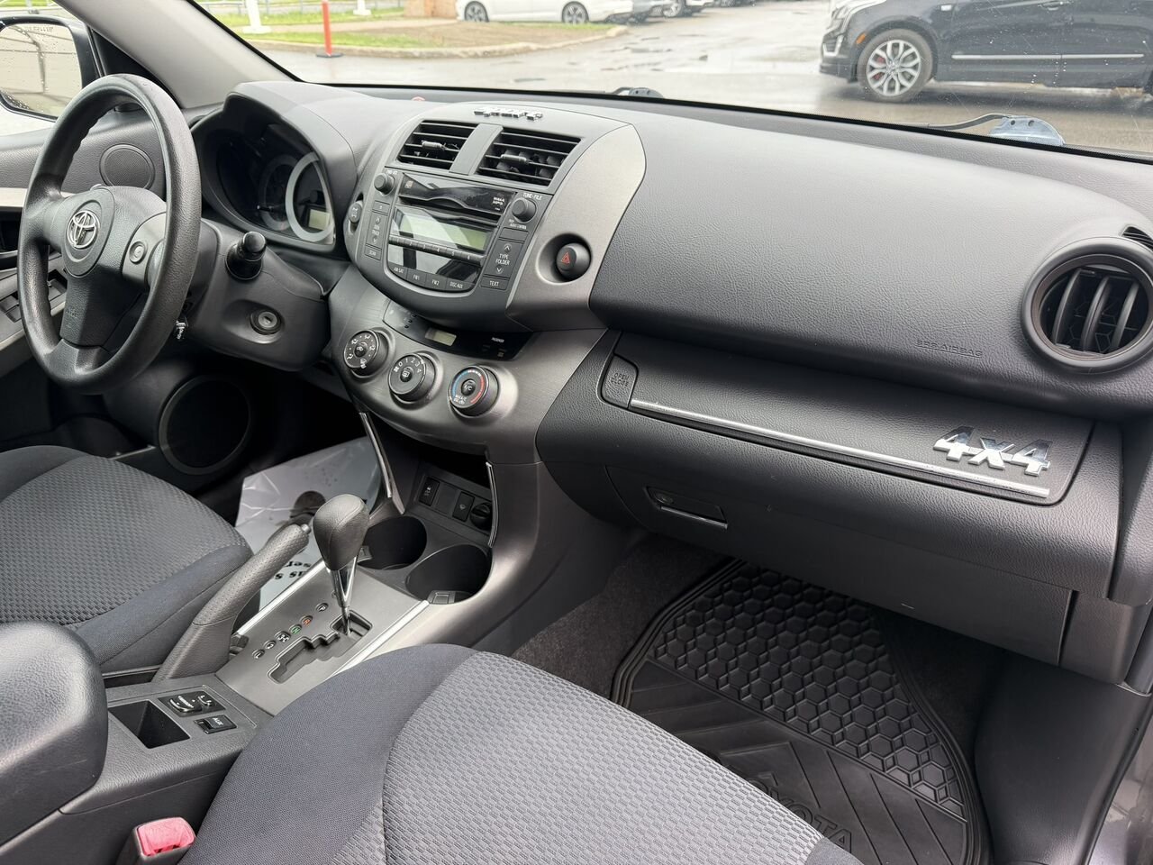 2010 Toyota RAV4 SPORT **IMPECCABLE** Grey Laval - photo #15