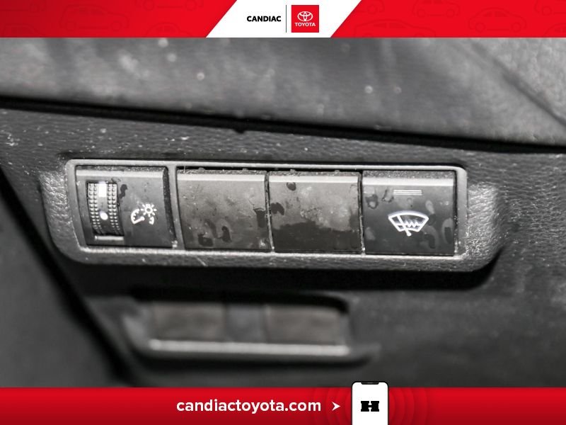 Toyota Corolla 2022 Rouge Saint-Eustache - photo #18