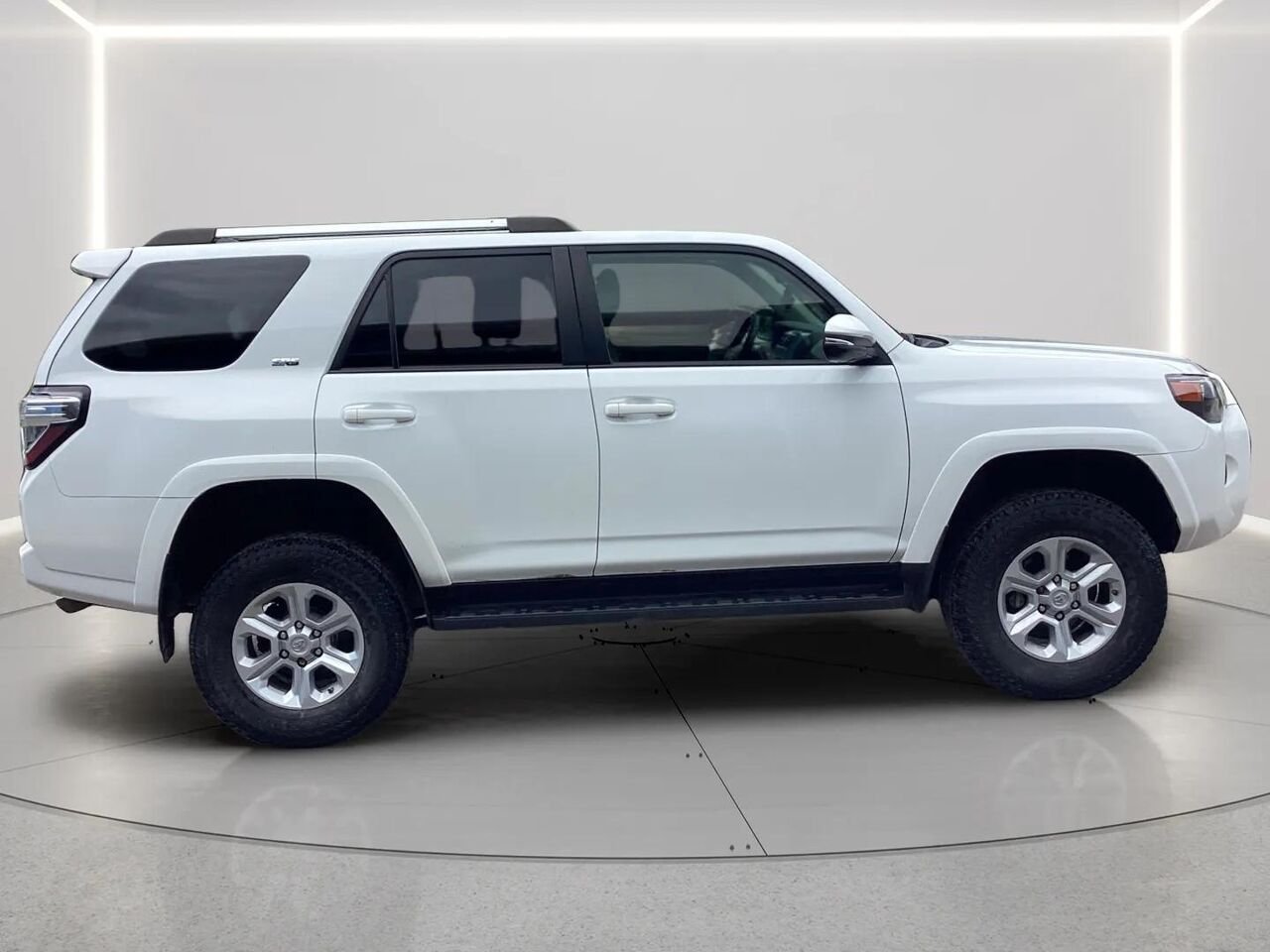 Toyota 4RUNNER SR5 2021 Blanc Gatineau - photo #5