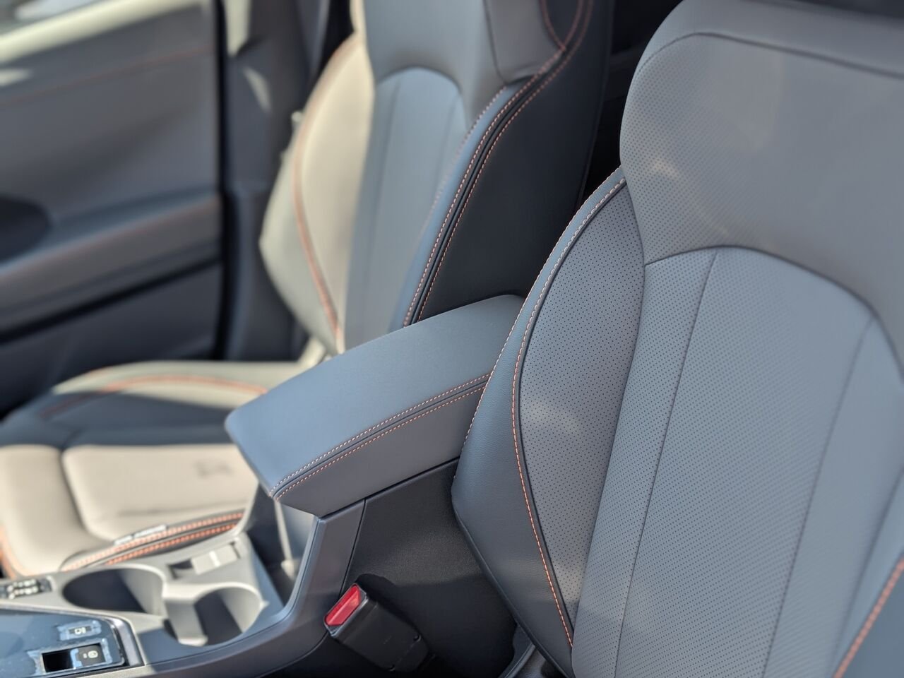 2026 Subaru Crosstrek Hybrid Limited AWD Magnetite Grey Metallic Saint-Hyacinthe - photo #4